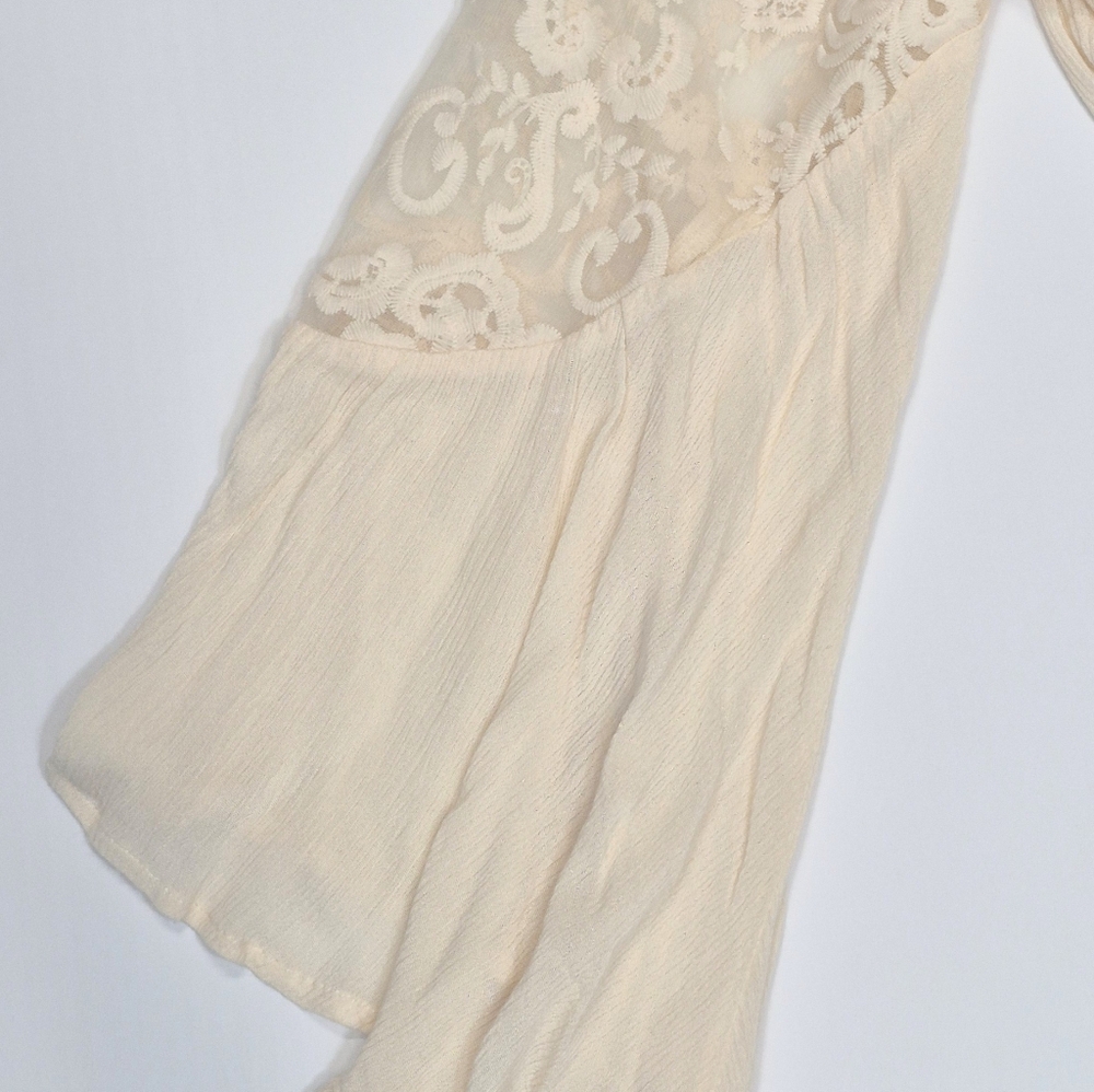 UMGEE Lace-Sleeve Peasant Blouse - Cream - Picture 3 of 4